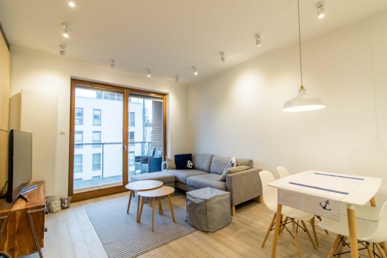 Nadmorski Dwor Wood Apartment Danzig Exterior foto